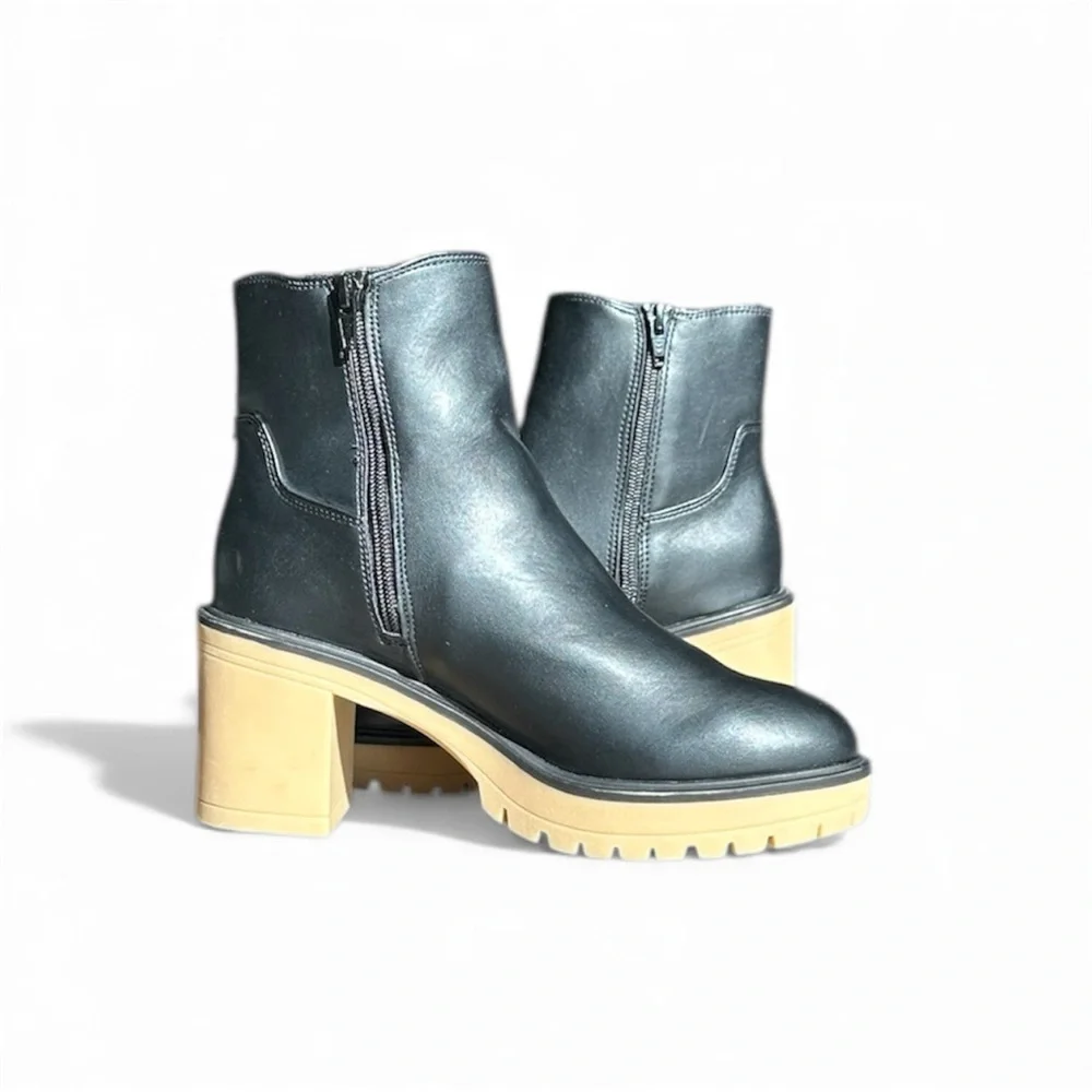 Black Lug Sole Combat Ankle Boots Chunky Block Heel 8 NWT